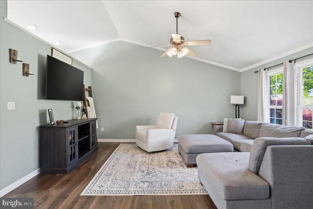 1503 COUNTRY BROOK RD, Toms Brook, VA 22660