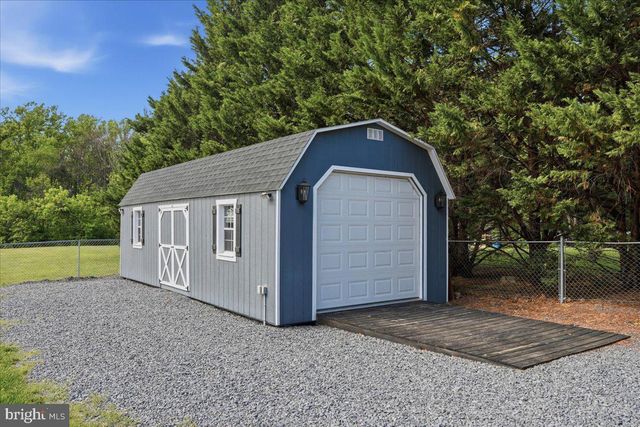 1503 COUNTRY BROOK RD, Toms Brook, VA 22660