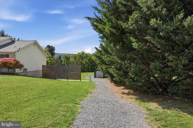 1503 COUNTRY BROOK RD, Toms Brook, VA 22660