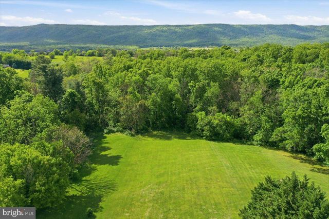 1503 COUNTRY BROOK RD, Toms Brook, VA 22660