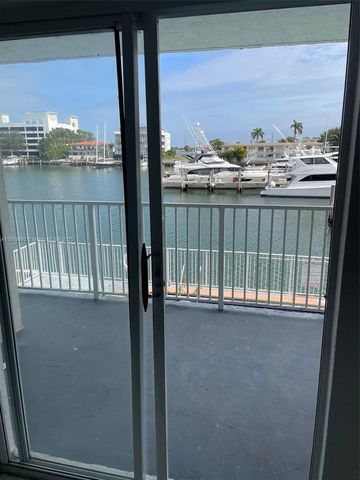 7917 West Dr 17, North Bay Village, FL 33141