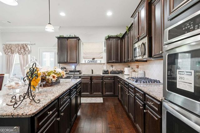 15 Granville Lane, Covington, GA 30016