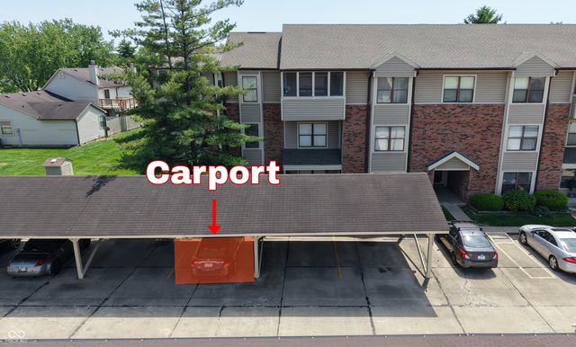 1763 Wellesley Lane 1-C, Indianapolis, IN 46219