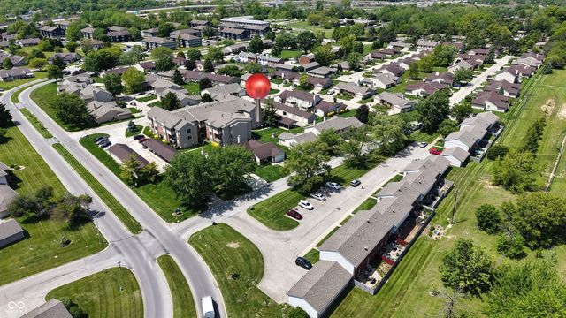 1763 Wellesley Lane 1-C, Indianapolis, IN 46219