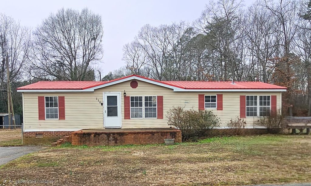 110 Gardner Road, Spartanburg, SC 29307