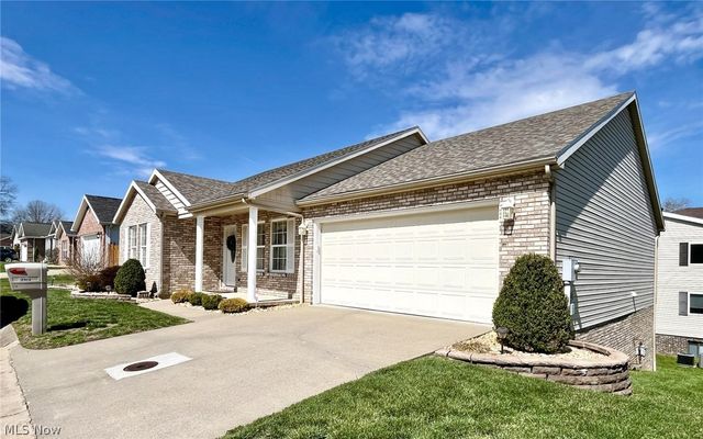 2213 Packard Court, Parkersburg, WV 26104