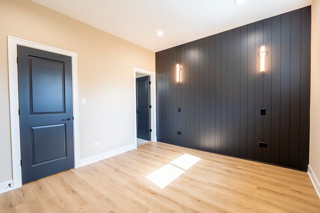 6621 S Drexel Avenue, Chicago, IL 60637