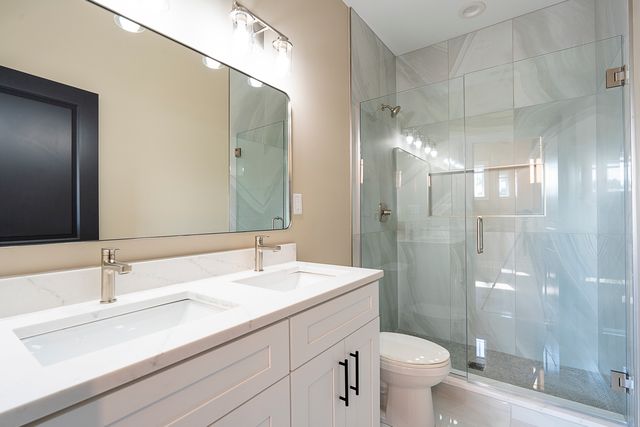 6621 S Drexel Avenue, Chicago, IL 60637
