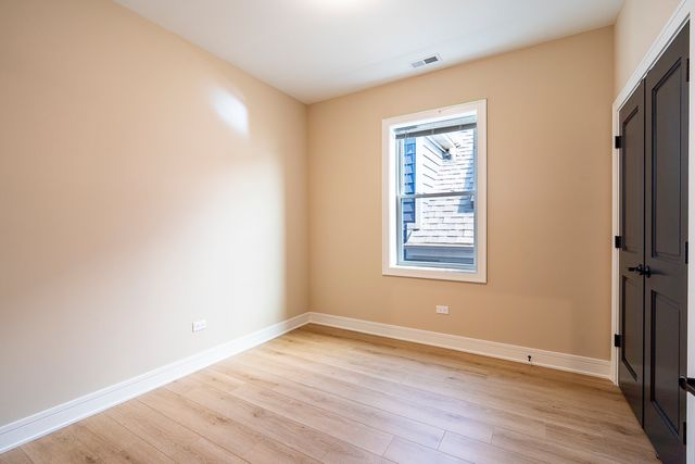 6621 S Drexel Avenue, Chicago, IL 60637