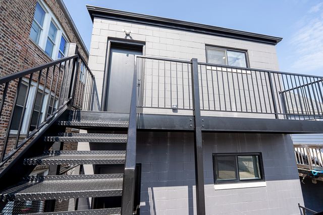 6621 S Drexel Avenue, Chicago, IL 60637