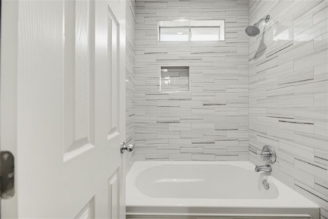 1735 Brightlake Way, Missouri City, TX 77459