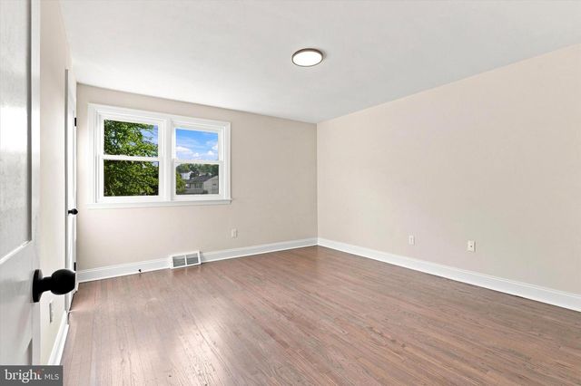 450 COLDSPRING RD, Southampton, PA 18966