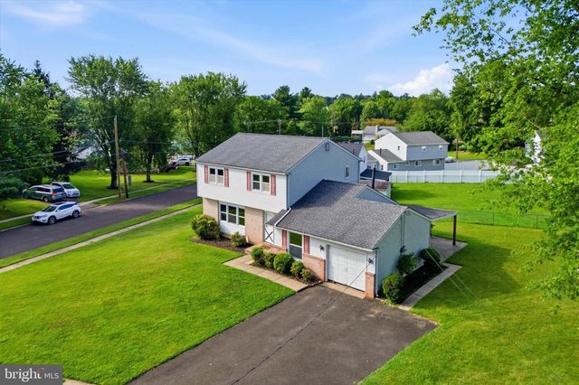 450 COLDSPRING RD, Southampton, PA 18966