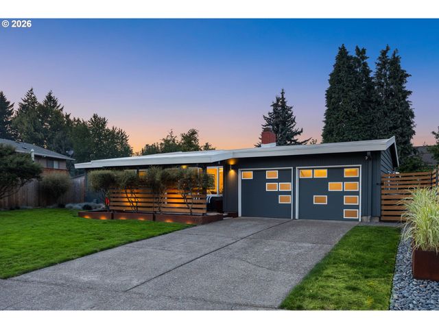 17915 Nw TILLAMOOK Dr, Portland, OR 97229