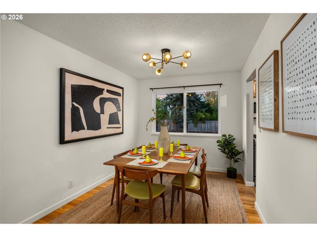 17915 Nw TILLAMOOK Dr, Portland, OR 97229