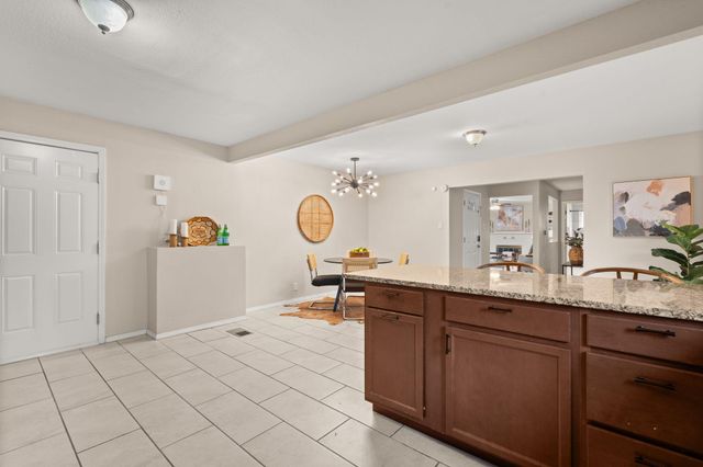 9527 Shoshone Road NE, Albuquerque, NM 87111