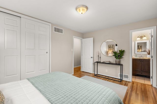 9527 Shoshone Road NE, Albuquerque, NM 87111