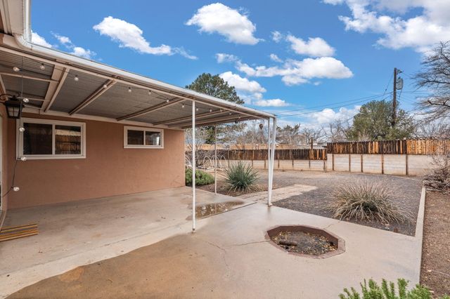 9527 Shoshone Road NE, Albuquerque, NM 87111