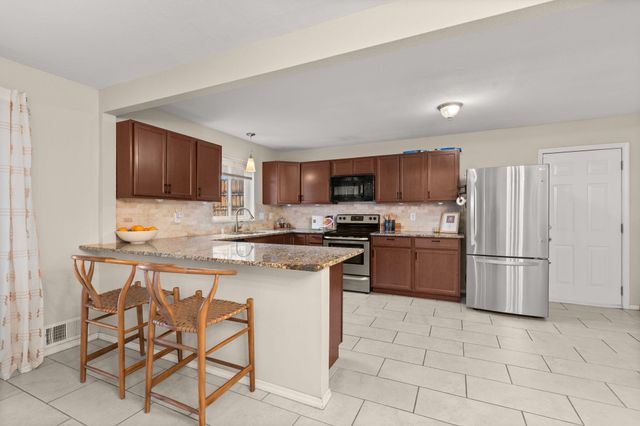 9527 Shoshone Road NE, Albuquerque, NM 87111