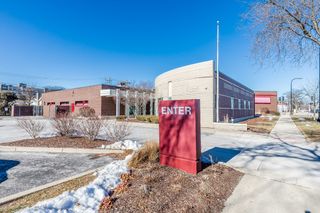7126 N Lincoln Avenue, Lincolnwood, IL 60712