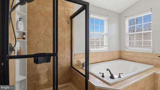 7105 FRIENDSHIP RD, Clinton, MD 20735