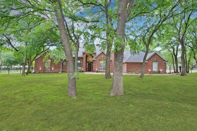 1507 Greenleaf Court, Aledo, TX 76008