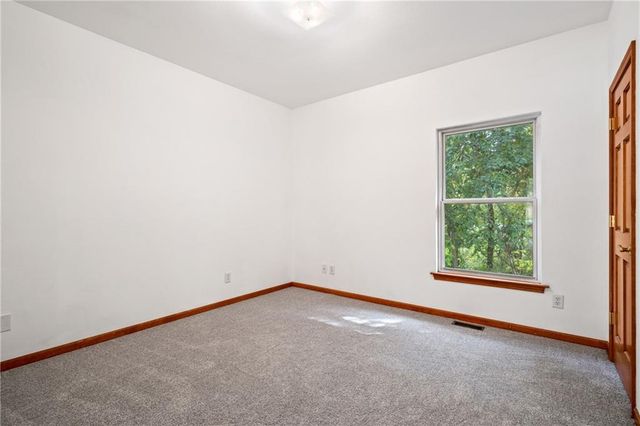 1024 Grace Lane, Boonville, MO 65233