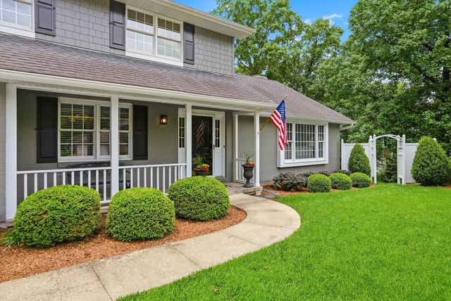 2016 WOODHOLLOW DR, Columbia, MO 65203