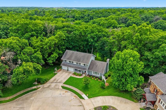 2016 WOODHOLLOW DR, Columbia, MO 65203