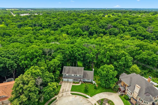 2016 WOODHOLLOW DR, Columbia, MO 65203