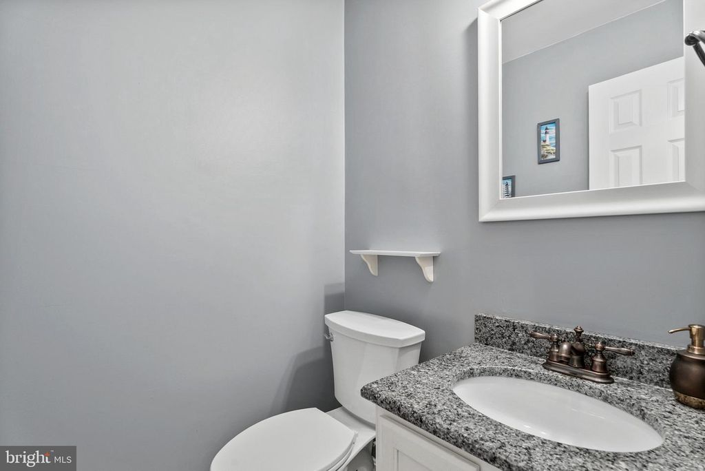 Image 16 of property listing at 106 LARKHILL CT, Westminster, MD 21157