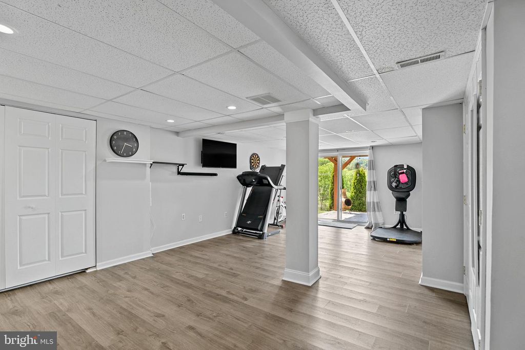 Image 25 of property listing at 106 LARKHILL CT, Westminster, MD 21157
