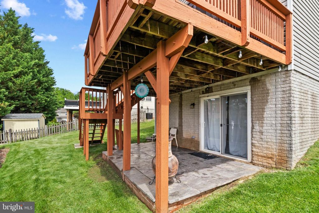 Image 32 of property listing at 106 LARKHILL CT, Westminster, MD 21157