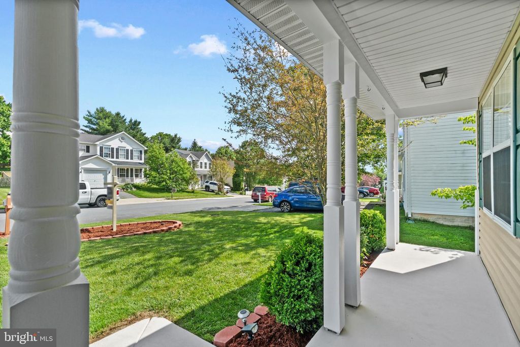 Image 4 of property listing at 106 LARKHILL CT, Westminster, MD 21157