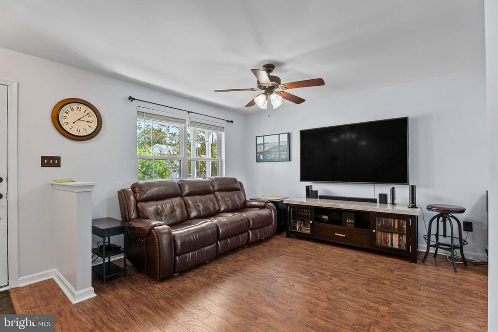 Image 6 of property listing at 106 LARKHILL CT, Westminster, MD 21157