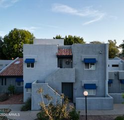 220 N 22nd Place 2006, Mesa, AZ 85213