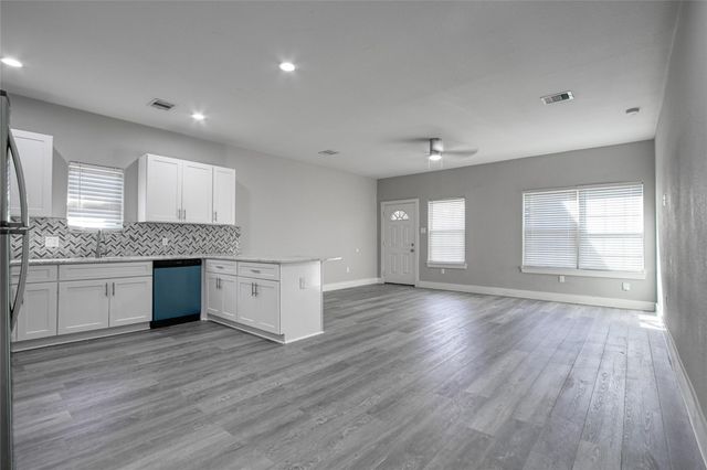 9306 Bean Street Street B, Houston, TX 77028