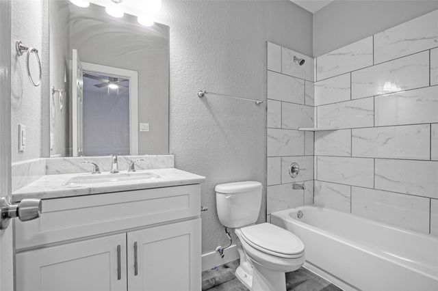 9306 Bean Street Street B, Houston, TX 77028