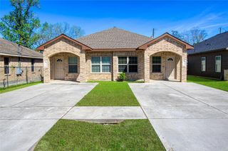 9306 Bean Street Street B, Houston, TX 77028