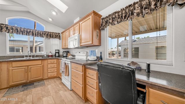 167 LIMESTONE Drive 167, Apache Junction, AZ 85119