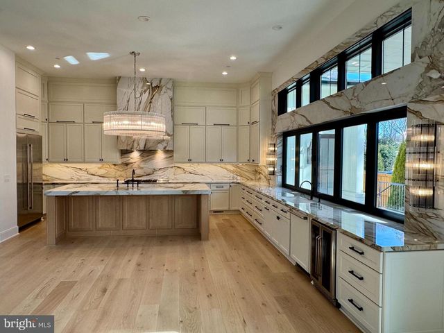 6809 WHITTIER BLVD, Bethesda, MD 20817