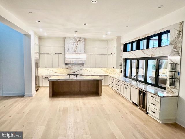 6809 WHITTIER BLVD, Bethesda, MD 20817