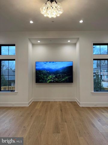 6809 WHITTIER BLVD, Bethesda, MD 20817