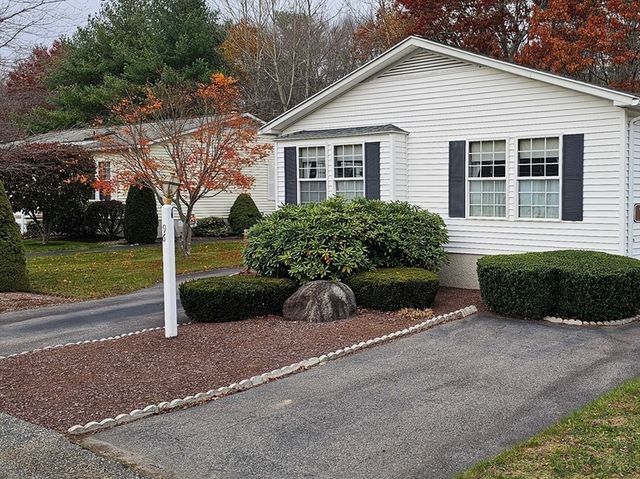 96 Trailwood Drive, Bridgewater, MA 02324