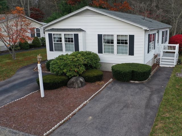 96 Trailwood Drive, Bridgewater, MA 02324