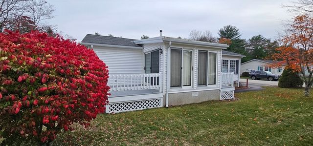 96 Trailwood Drive, Bridgewater, MA 02324