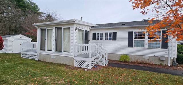 96 Trailwood Drive, Bridgewater, MA 02324