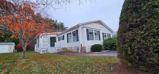 96 Trailwood Drive, Bridgewater, MA 02324