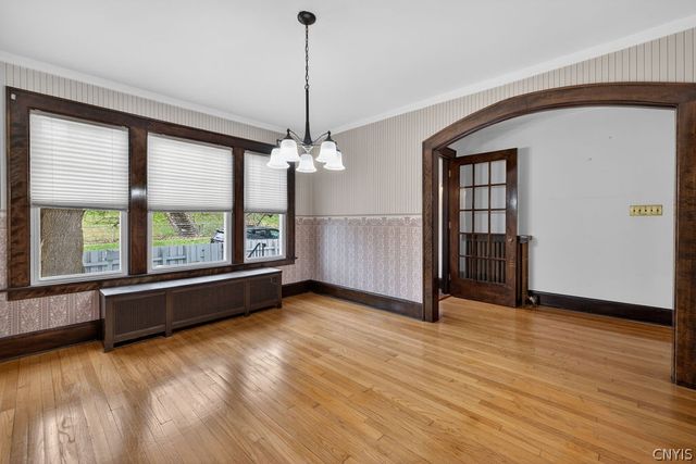 1062 Bellevue Avenue, Syracuse, NY 13204
