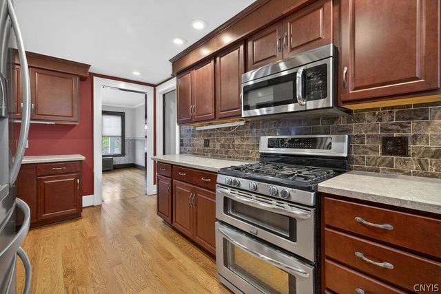 1062 Bellevue Avenue, Syracuse, NY 13204